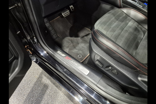 Ford Kuga 2.5 PHEV ST-Line Vignale Winterpack | Camera | Panorama | B&O | HUD