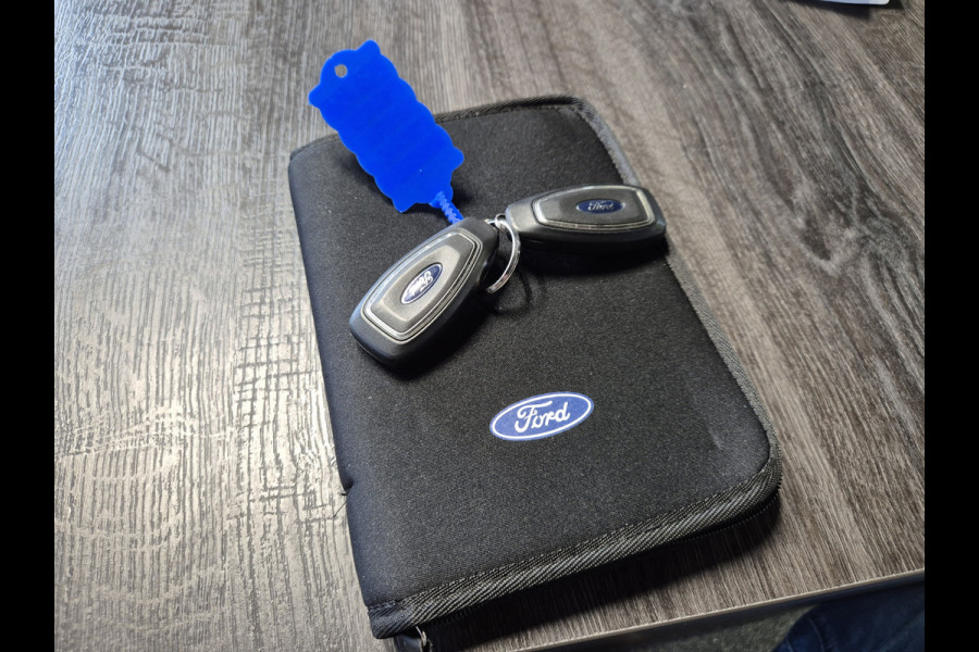 Ford Kuga 2.5 PHEV ST-Line Vignale Winterpack | Camera | Panorama | B&O | HUD