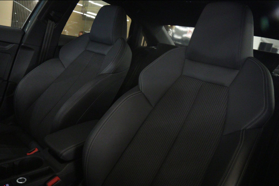 Audi A3 Limousine 35 TFSI S Edition 3x S-Line PANO/CARPLAY/KEYLESS/ACC/VOL