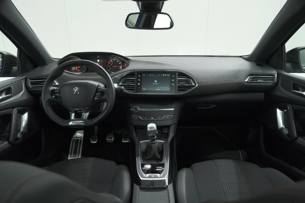 Peugeot 308 SW PureTech 130 GT-line | Black Pack | Panoramadak | Camera | Adaptieve Cruise Control