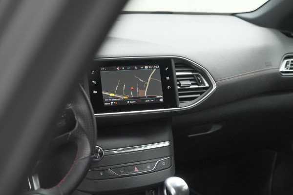 Peugeot 308 SW PureTech 130 GT-line | Black Pack | Panoramadak | Camera | Adaptieve Cruise Control