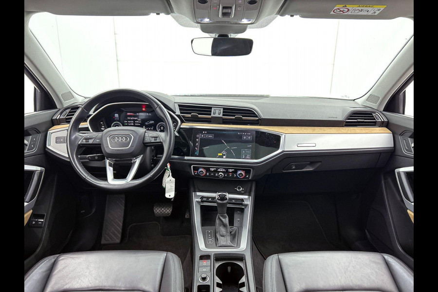 Audi Q3 Sportback 45 TFSIe S-Line PANO | CAMERA | FULL-LED