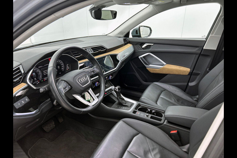 Audi Q3 Sportback 45 TFSIe S-Line PANO | CAMERA | FULL-LED