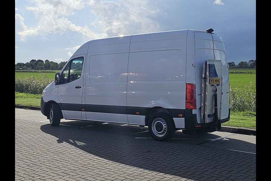 Mercedes-Benz Sprinter 315 1.9 CDI L2H1 FWD Cruise control, Tachograaf, Airco, Carplay, Navi, Camera, Lane-assist, Climatecontrol, 500kg-Laadklep