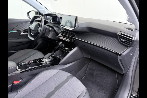 Peugeot e-208 EV Allure Pack 50kWh Stoelverwarming 3D-Navi 360°Camera Ecc Bluetooth Apple Carplay Android Auto Regen-Lichtsensor Cruise Control Led Privacy Glas Isofix Origineel Nederlandse Auto