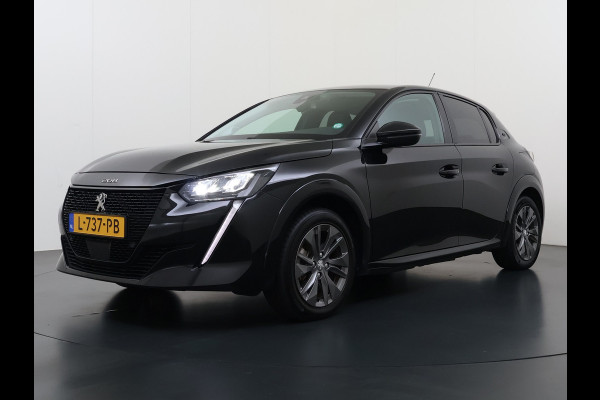 Peugeot e-208 EV Allure Pack 50kWh Stoelverwarming 3D-Navi 360°Camera Ecc Bluetooth Apple Carplay Android Auto Regen-Lichtsensor Cruise Control Led Privacy Glas Isofix Origineel Nederlandse Auto
