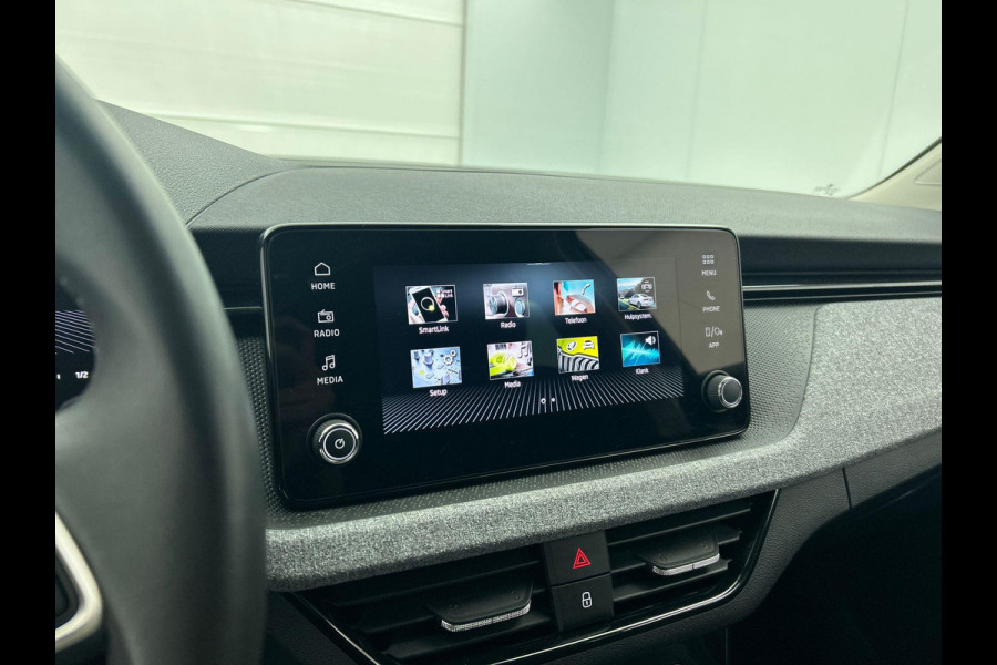 Škoda Kamiq 1.0 TSI Business Edition Automaat Navigatie Climate control Cruise control LED Keyless Start Achteruitrijcamera Parkeersensoren Apple Carplay/ Android Auto Radio