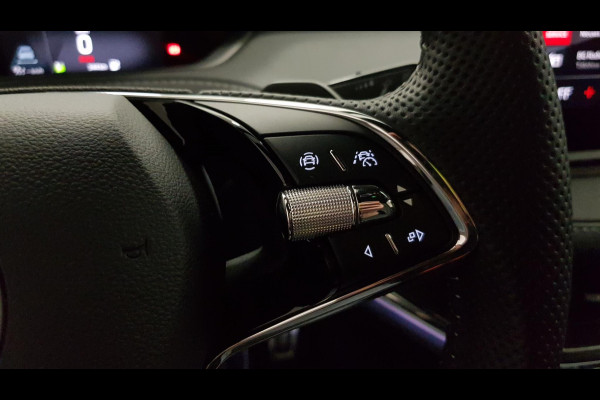 Škoda ENYAQ iV 80 Sportline DEMO ! Navigatie Climate pack Assistentie pack LED Extra Getint glas Lichtmetalen Velgen