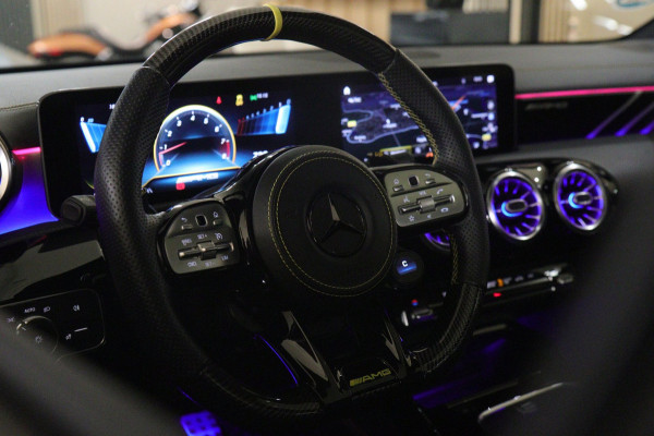 Mercedes-Benz CLA-Klasse AMG 45 S 4MATIC+ Premium Plus PANO/CARPLAY/360CAM/BURM/MEMORY/VOL