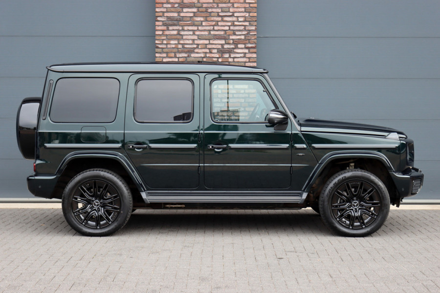 Mercedes-Benz G-Klasse 580 AMG Line 116 kWh | Schuifdak | Techniekpakket | Distronic | Burmester | Nappa Leder | Verwarmd Stuurwiel | Surround Camera | Augmented Reality | Keyless Go |