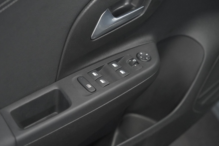 Opel Corsa 1.2 Turbo 110 Hybrid GS | Dodehoekdetectie | Stoelverwarming | Parkeersensoren | Apple Carplay