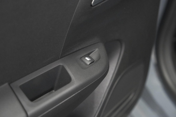 Opel Corsa 1.2 Turbo 110 Hybrid GS | Dodehoekdetectie | Stoelverwarming | Parkeersensoren | Apple Carplay