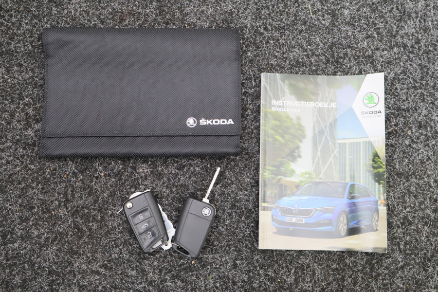 Škoda SCALA 1.0 TSI Ambition Eerste Eigenaar, Airco, Rijstrooksensor, Cruise, Apple Carplay, DAB, PDC, 16''