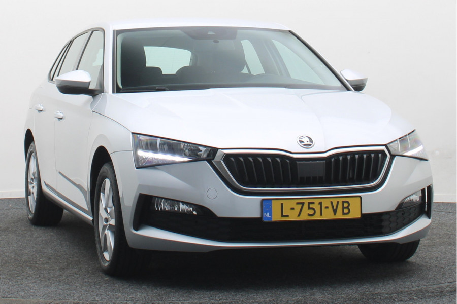 Škoda SCALA 1.0 TSI Ambition Eerste Eigenaar, Airco, Rijstrooksensor, Cruise, Apple Carplay, DAB, PDC, 16''