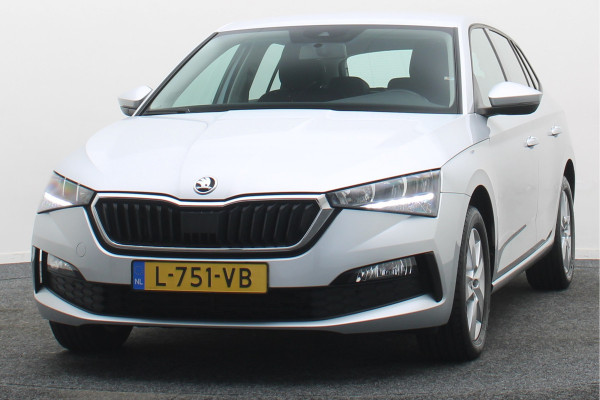 Škoda SCALA 1.0 TSI Ambition Eerste Eigenaar, Airco, Rijstrooksensor, Cruise, Apple Carplay, DAB, PDC, 16''