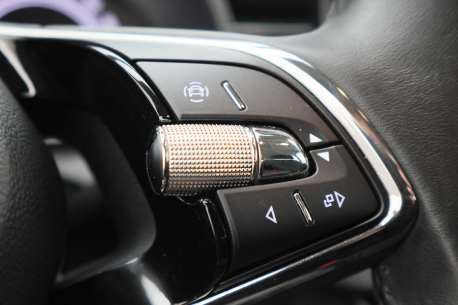 Škoda SCALA 1.0 TSI Ambition Eerste Eigenaar, Airco, Rijstrooksensor, Cruise, Apple Carplay, DAB, PDC, 16''