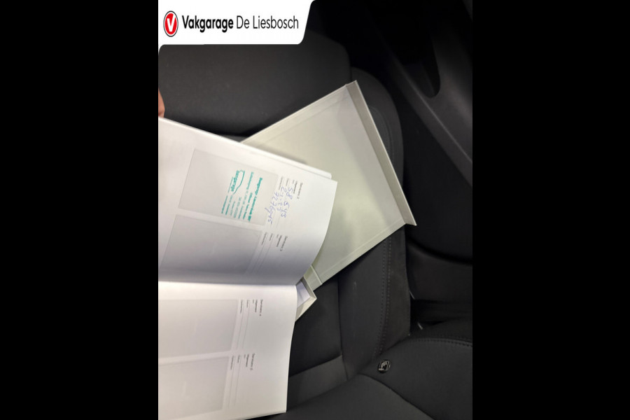 Polestar 2 Long Range Single Motor 78 kWh/pano/trekhaak/harman kardon/memory