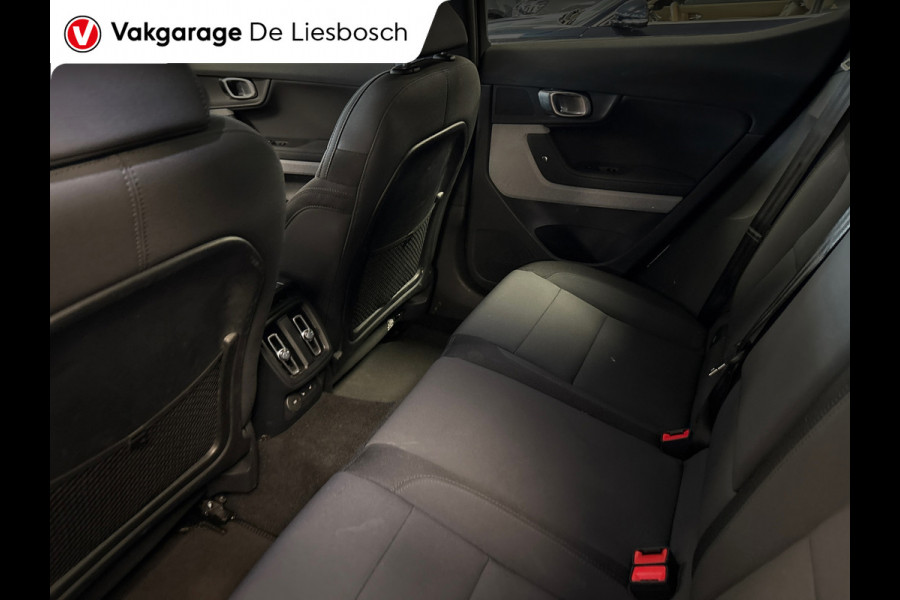 Polestar 2 Long Range Single Motor 78 kWh/pano/trekhaak/harman kardon/memory