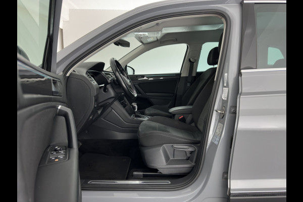 Volkswagen Tiguan 2.0 TDI Business+ (INCL.BTW) Aut. *FULL-LED | HEATED-COMFORTSEATS | ADAPTIVE-CRUISE | DIGI-COCKPIT | PRIVACY-GLASS | CAMERA | SHIFT-PADDLES | ECC | PDC | 18''ALU | TOWBAR*