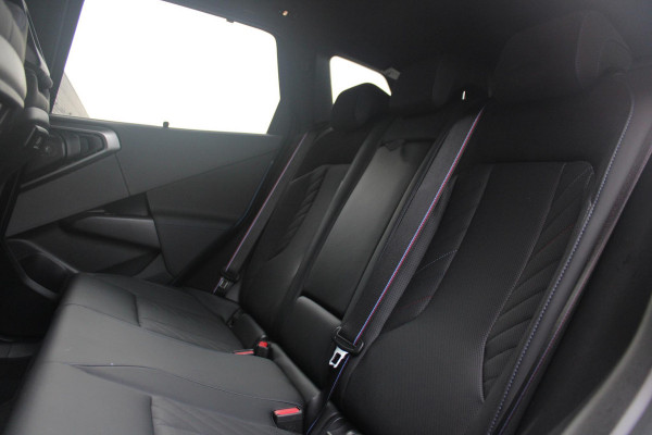 BMW X3 M50 xDrive 399PK M-SPORT PRO | PANORAMA DAK | HARMAN KARDON AUDIO SYSTEM | COMFORT PACK: (STOELVENTILATIE OP DE VOORSTOELEN, ELEKTRISCH VERWARMBARE VOORSTOELEN EN BUITENSTE ZITPLAATSEN ACHTERIN, HANDBEDIENDE ZONNESCHERMEN VOOR ACHTERPORTIERRUITEN) | PREMIUM PACK: (ELEKTRISCH VERSTELBARE LENDESTEUN VOOR BESTUURDER EN PASSAGIER, TRAVEL EN COMFORT SYSTEEM, ADAPTIEVE LED KOPLAMPEN) | PROFESSIONAL PACK: (PARKING ASSISTANT PLUS, DRIVING ASSISTANT PLUS, INTERIEURCAMERA, BMW LIVE COCKPIT PROFESSIONAL) | SHADOW LINE | NAVIGATIE | DRAADLOZE APPLE CARPLAY/ANDROID AUTO | DUBBELE D