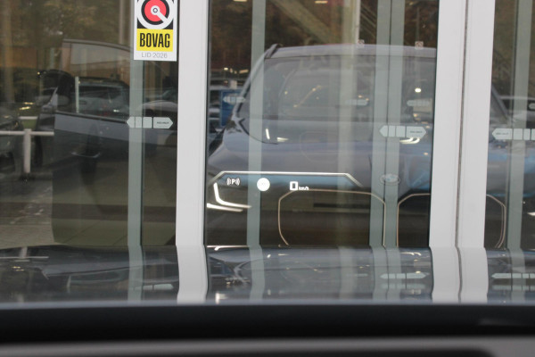 BMW X3 M50 xDrive 399PK M-SPORT PRO | PANORAMA DAK | HARMAN KARDON AUDIO SYSTEM | COMFORT PACK: (STOELVENTILATIE OP DE VOORSTOELEN, ELEKTRISCH VERWARMBARE VOORSTOELEN EN BUITENSTE ZITPLAATSEN ACHTERIN, HANDBEDIENDE ZONNESCHERMEN VOOR ACHTERPORTIERRUITEN) | PREMIUM PACK: (ELEKTRISCH VERSTELBARE LENDESTEUN VOOR BESTUURDER EN PASSAGIER, TRAVEL EN COMFORT SYSTEEM, ADAPTIEVE LED KOPLAMPEN) | PROFESSIONAL PACK: (PARKING ASSISTANT PLUS, DRIVING ASSISTANT PLUS, INTERIEURCAMERA, BMW LIVE COCKPIT PROFESSIONAL) | SHADOW LINE | NAVIGATIE | DRAADLOZE APPLE CARPLAY/ANDROID AUTO | DUBBELE D