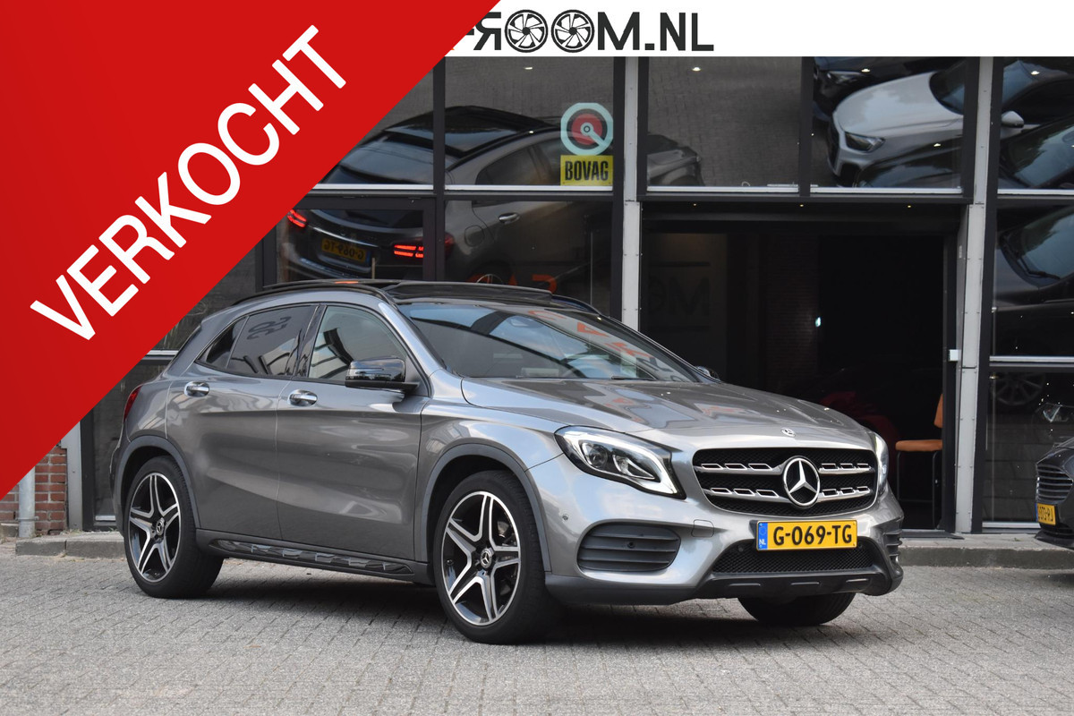 Mercedes-Benz GLA 180 AMG Line Pano Keyless Camera LED
