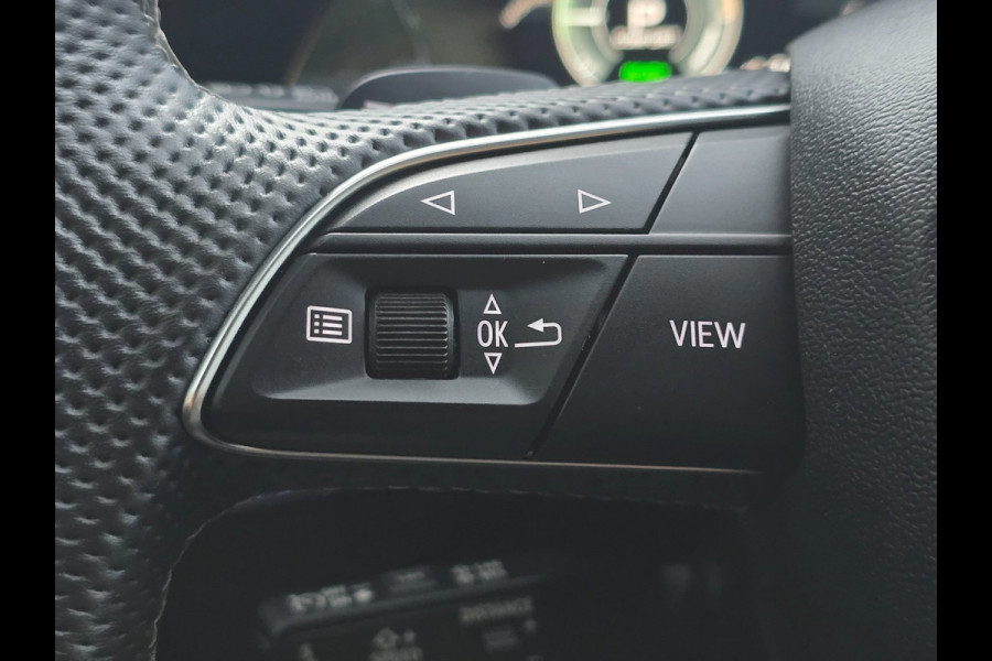 Audi A3 Sportback 40 TFSI e RS3 Look / B & O / Acc / Lane Assist / Dode Hoek / Dig Cockpit / Navi / Ecc / Elek Pakket / Allu Velge