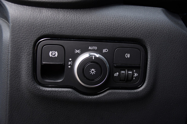 Mercedes-Benz Vito 114 CDI 1.9 PB Edition FACELIFT! Camera, Cruise, Carplay, Multimedia, Automaat, 136pk, Sensoren, Uniek!