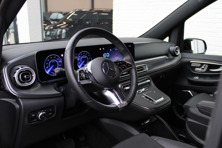 Mercedes-Benz Eqv 300 L2 / AMG / Luchtvering / Panorama / Elec Stoelen / 7-Persoons / Burmester / 360 Camera / Vol Opties / NIEUWSTAAT