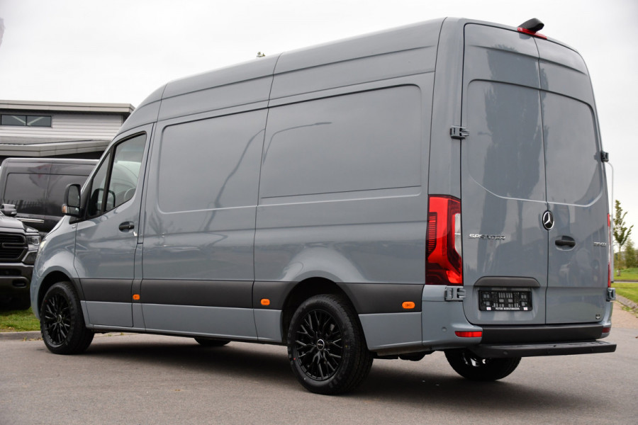Mercedes-Benz Sprinter 319 1.9 CDI L2H2 RWD PB Edition Full Options! Luchtvering, Cruise, 360 Camera, Stoelverwarming, Clima, LED, Standkachel, Voorruit verwarming, 190pk, Automaat, Uniek!
