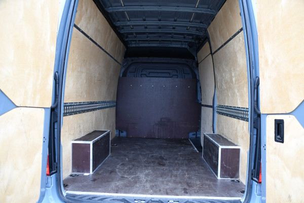 Mercedes-Benz Sprinter 319 1.9 CDI L2H2 RWD PB Edition Full Options! Luchtvering, Cruise, 360 Camera, Stoelverwarming, Clima, LED, Standkachel, Voorruit verwarming, 190pk, Automaat, Uniek!
