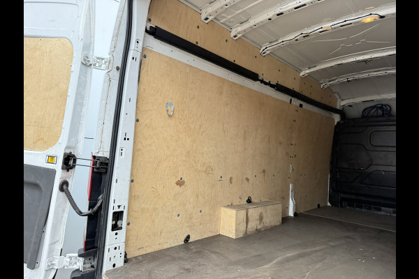 Ford E-Transit 68kWh 184PK L4H3 317km WLTP BEV Snelladen Carplay Climate control 360° Camera Parkeersensoren v+a Stoelverwarming