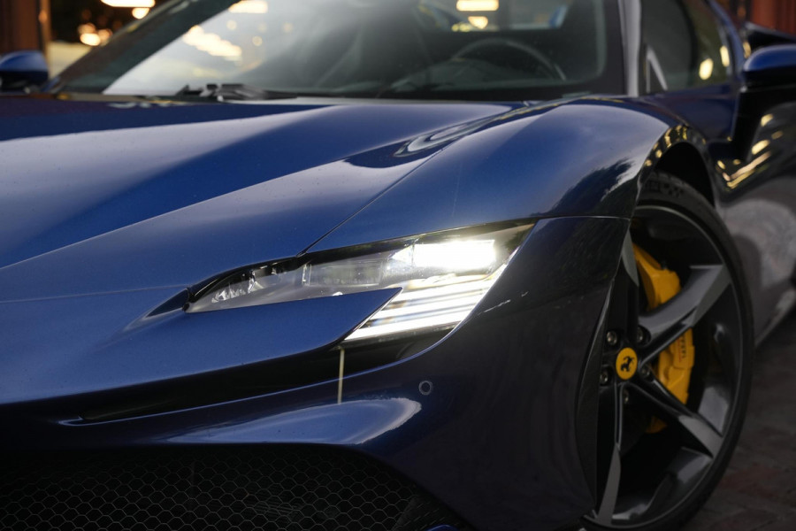 Ferrari SF90 Spider 4.0 V8 1.000 PK