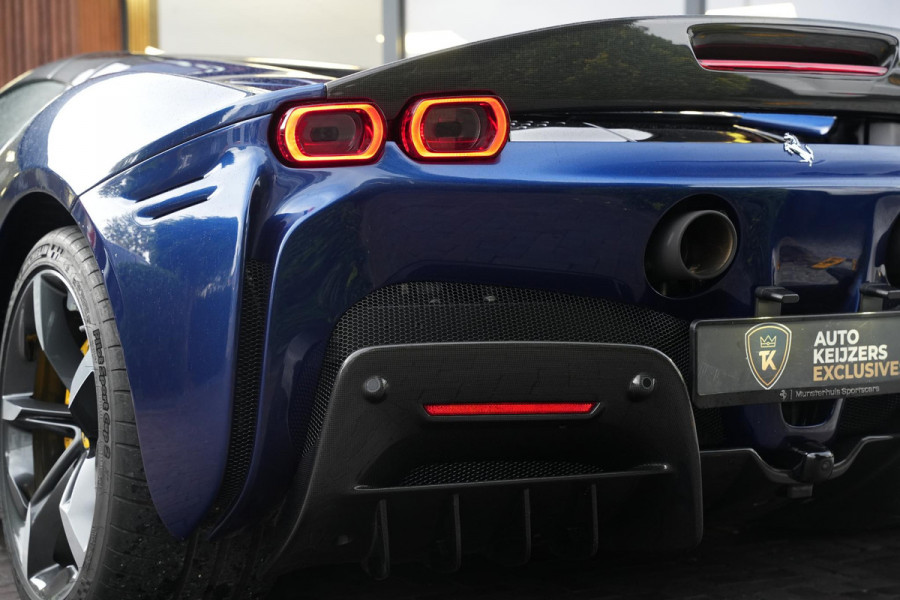 Ferrari SF90 Spider 4.0 V8 1.000 PK