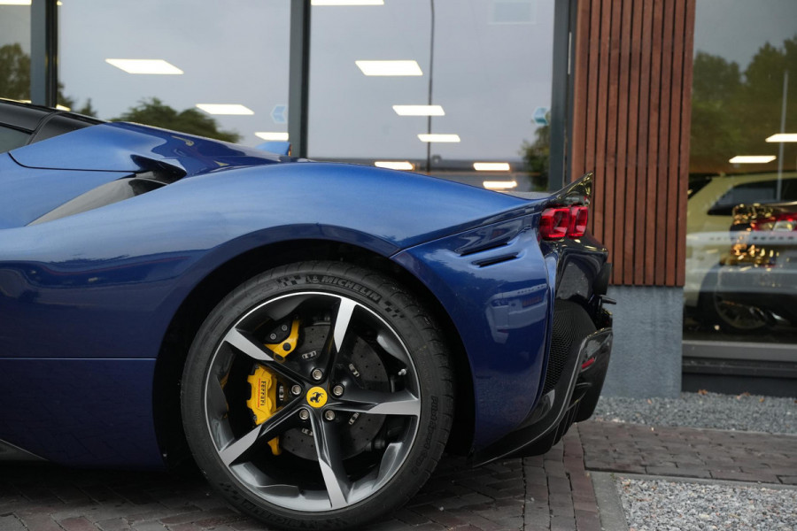 Ferrari SF90 Spider 4.0 V8 1.000 PK
