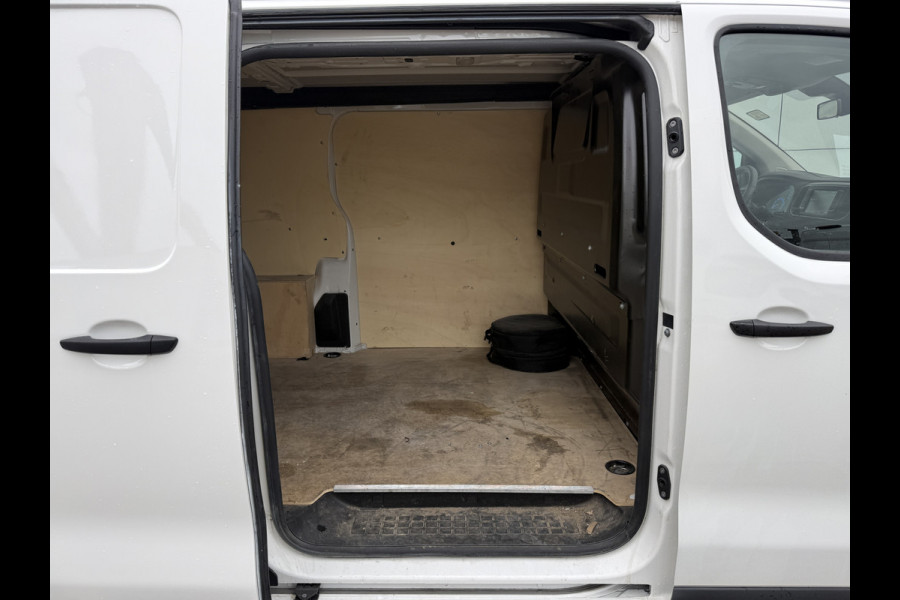 Peugeot e-Expert e-Expert 50kWh 136PK