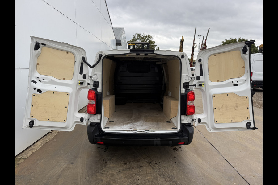 Peugeot e-Expert e-Expert 50kWh 136PK