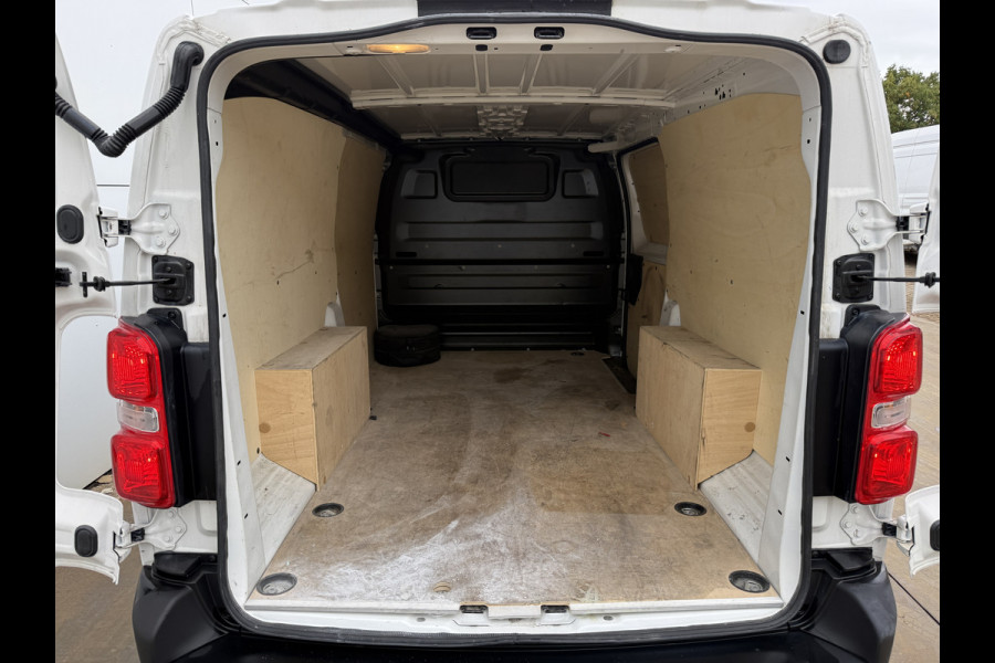 Peugeot e-Expert e-Expert 50kWh 136PK