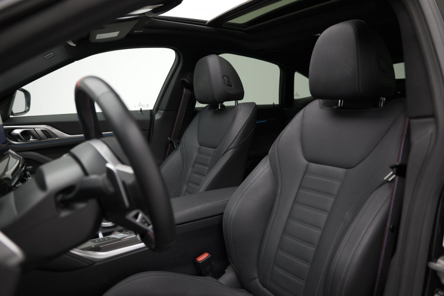 BMW 4 Serie Gran Coupé M440i xDrive High Executive |Pano|HUD|H&K|Memory|Carbon|