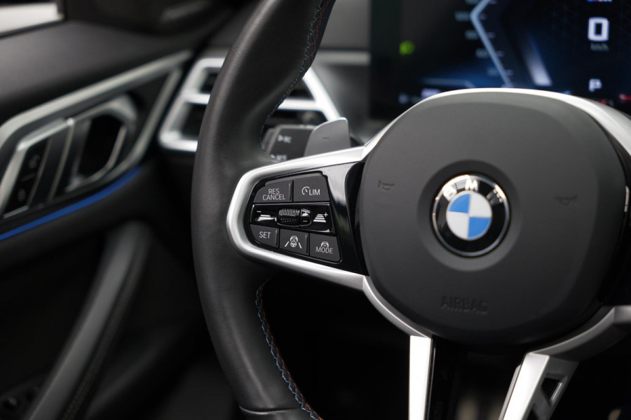 BMW 4 Serie Gran Coupé M440i xDrive High Executive |Pano|HUD|H&K|Memory|Carbon|