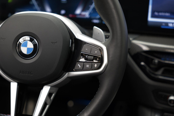 BMW 4 Serie Gran Coupé M440i xDrive High Executive |Pano|HUD|H&K|Memory|Carbon|