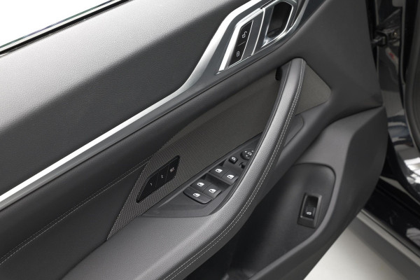 BMW 4 Serie Gran Coupé M440i xDrive High Executive |Pano|HUD|H&K|Memory|Carbon|