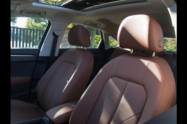 Audi Q3 Sportback 35 TFSI Advanced Edition | Panoramadak | Sfeer verlichting | Electrische Stoelen | Leer | NL-Auto |