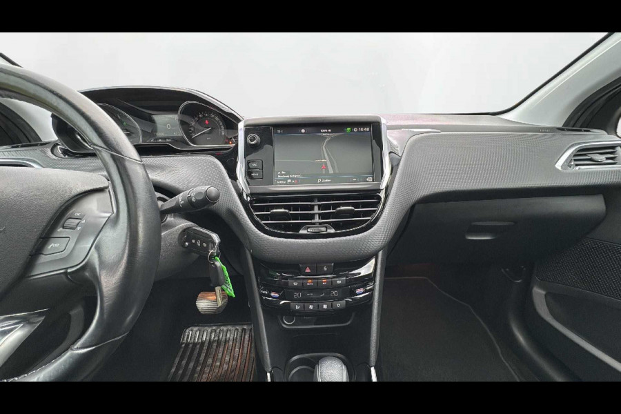 Peugeot 2008 1.2 PureTech Allure TREKHAAK LEDER PANORAMADAK LM VELGEN NAVI