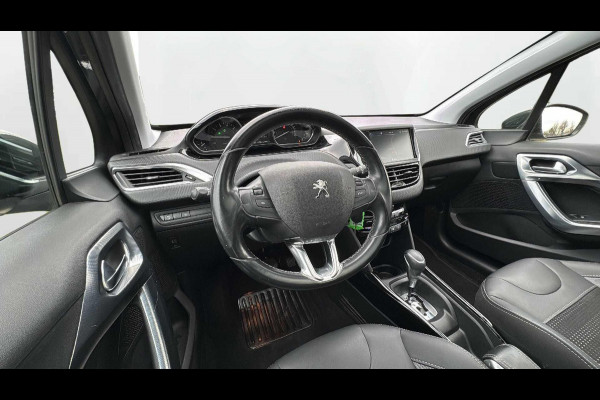Peugeot 2008 1.2 PureTech Allure TREKHAAK LEDER PANORAMADAK LM VELGEN NAVI