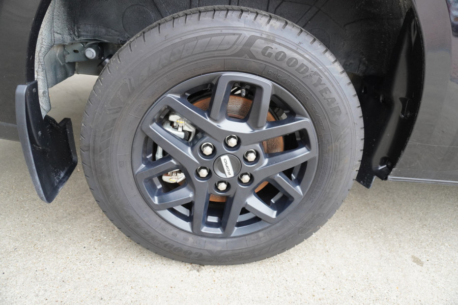 Ford Transit Custom 320L 2.0 TDCI 136PK L2H1 Trend Achterklep Schuifdeur L / R Nr. V092 | Airco | Cruise | Camera |  Apple CP-Android auto | LM Velgen