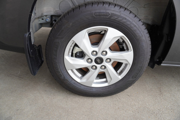 Ford Transit Custom 300L 2.0 TDCI 136PK L2H1 Trend Nr. V020 | Airco | Cruise | Camera | Apple CP & Android Auto