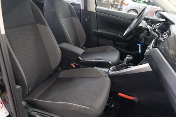 Volkswagen Polo 1.0 TSI Life Automaat - N.A.P. Airco, Cruise, Navi, PDC, Carplay, Virtueel display.