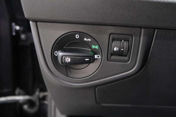 Volkswagen Polo 1.0 TSI Life Automaat - N.A.P. Airco, Cruise, Navi, PDC, Carplay, Virtueel display.