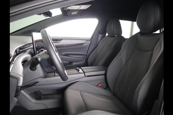 Volkswagen ID.7 Tourer Pro 77 kWh SOH 100% |286 pk | Navigatie | Warmtepomp | Trekhaak (wegklapbaar) | Parkeersensoren (Park assist) | Rondomzicht camera | Stoelverwarming | Matrix LED koplampen |
